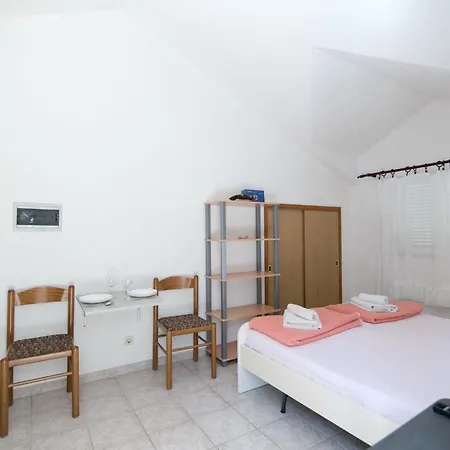 Pinija - With Terrace A3 - St *